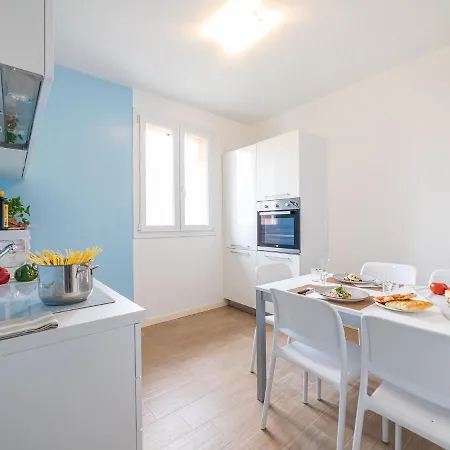 Lancillotto - in a quiet residential area Borghetto Santo Spirito