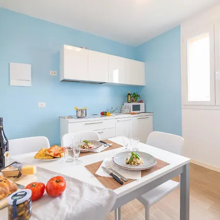 Lancillotto - in a quiet residential area Borghetto Santo Spirito
