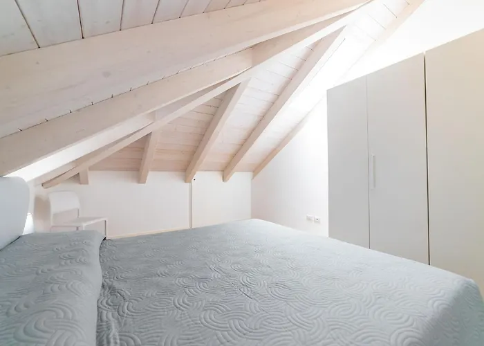 아파트 Reginella - A Few Steps Away From The 보르게토 산토 스피리토