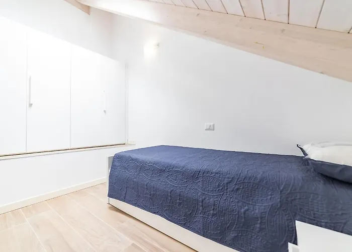 Reginella - A Few Steps Away From The